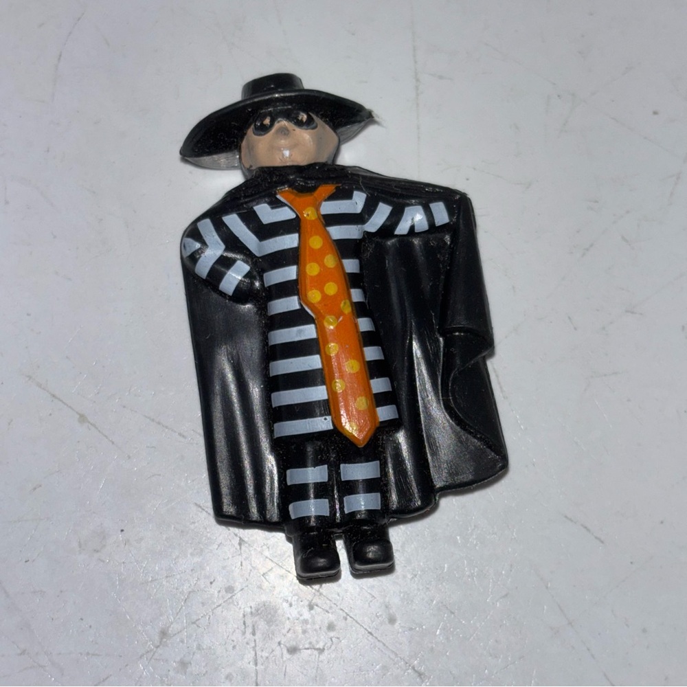 Vintage McDonald’s 1985 hamburgler figurine toy